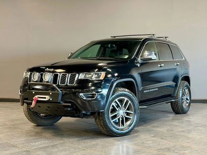 Used 2017 Jeep Grand Cherokee Limited w/ Trailer Tow Group IV