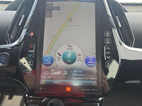 Used 2021 Toyota Prius Limited FWD image 28