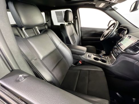 Used 2022 Jeep Grand Cherokee Laredo X image 28