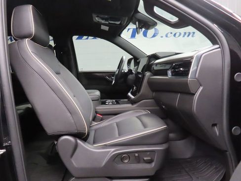 Used 2026 GMC Yukon Elevation AWD/4WD image 32