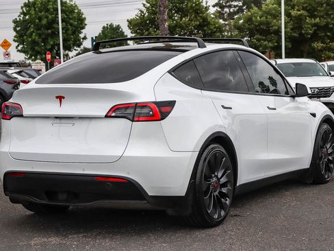 Used 2022 Tesla Model Y Performance AWD/4WD image 7