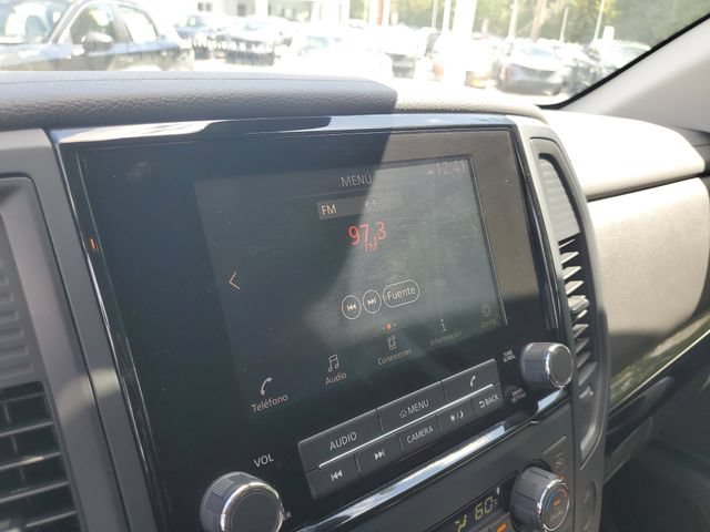 Used 2024 Nissan Titan SV w/ SV Convenience Package RWD image 20