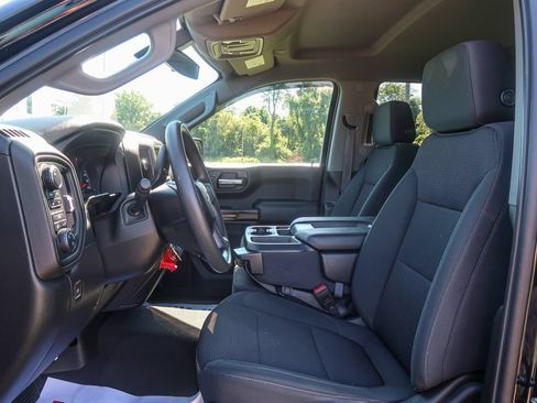 Used 2021 Chevrolet Silverado 1500 Custom Trail Boss w/ Midnight Edition AWD/4WD image 23