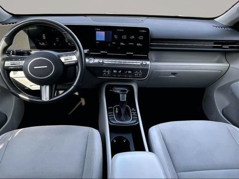 Used 2024 Hyundai Kona SEL FWD image 7