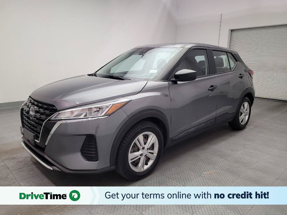 Used 2024 Nissan Kicks S FWD image 1