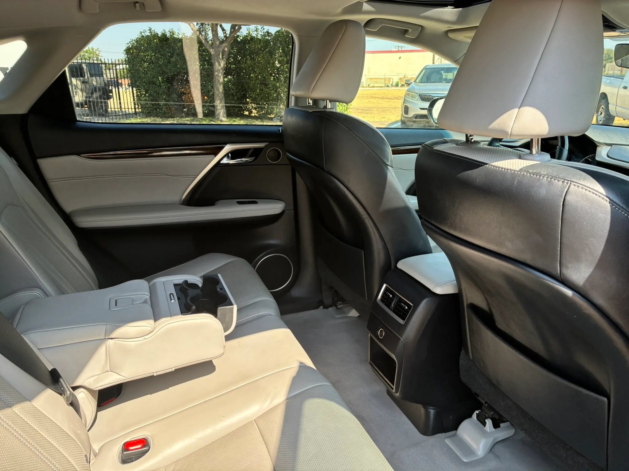 Used 2016 Lexus RX 350 FWD w/ Premium Package image 19