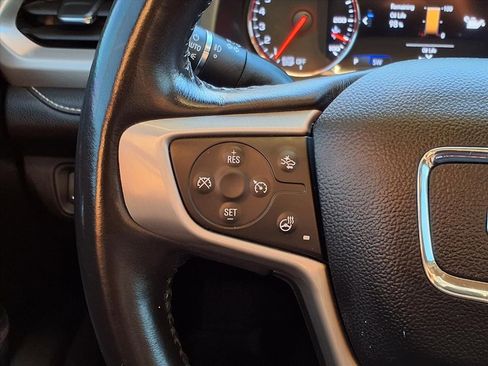 Used 2022 GMC Acadia Denali w/ LPO, Floor Liner Package image 16