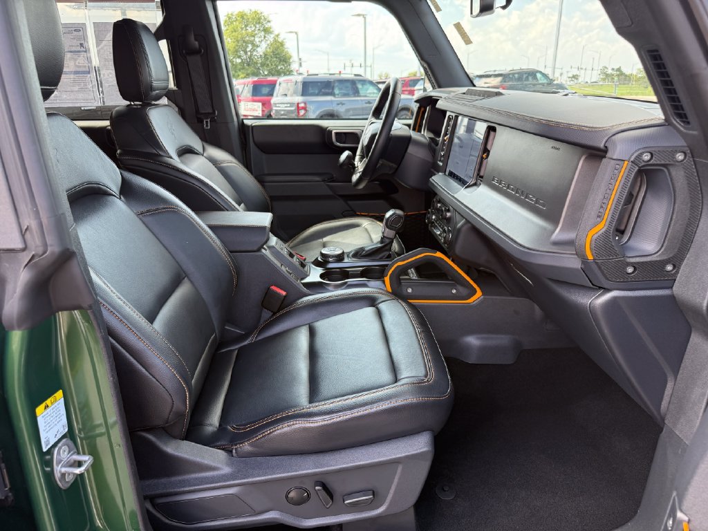 Certified 2024 Ford Bronco Badlands AWD/4WD image 17