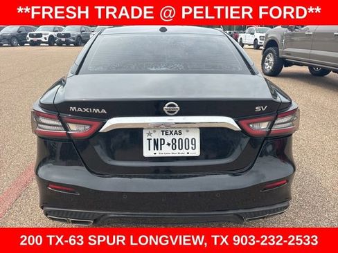 Used 2022 Nissan Maxima SV w/ Floor Mat Group FWD image 6