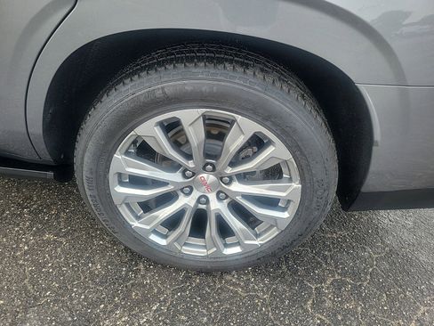 Used 2021 GMC Yukon Denali w/ Denali Ultimate Package image 9