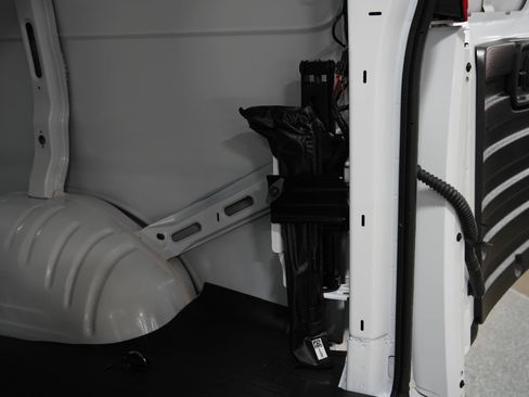 New 2026 GMC Savana 2500 Extended RWD image 15