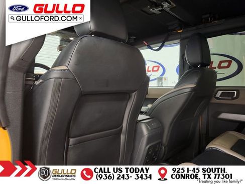 Used 2022 Ford Bronco Wildtrak image 15