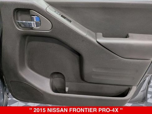 Used 2015 Nissan Frontier PRO-4X AWD/4WD image 30