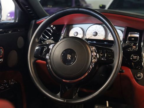 Used 2017 Rolls-Royce Ghost image 26