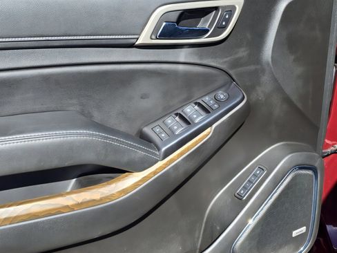 Used 2019 GMC Yukon Denali image 13