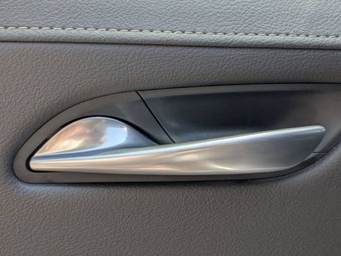 Used 2025 Cadillac XT4 Premium Luxury FWD image 26