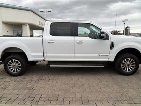Used 2022 Ford F250 Lariat w/ Lariat Value Package image 2