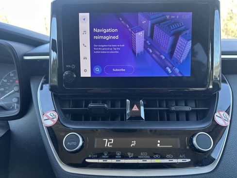 Used 2024 Toyota Corolla LE image 28