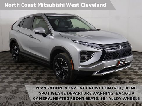 Used 2024 Mitsubishi Eclipse Cross SE image 1