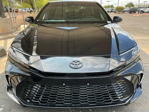 Used 2025 Toyota Camry XSE FWD image 23