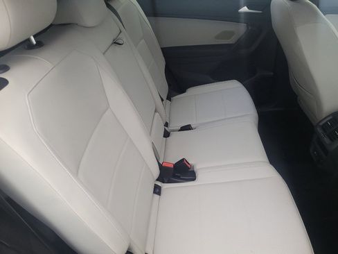 Used 2021 Volkswagen Tiguan SE R-Line image 19