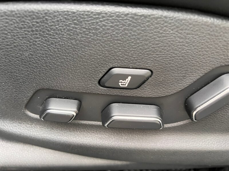 Used 2024 Genesis GV80 3.5T w/ Prestige Package AWD/4WD image 29