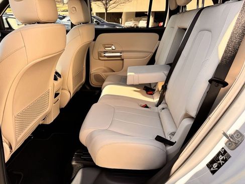 Certified 2025 Mercedes-Benz GLB 250 4MATIC image 10