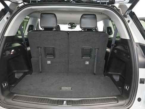 Used 2023 Jeep Grand Cherokee L Limited image 11