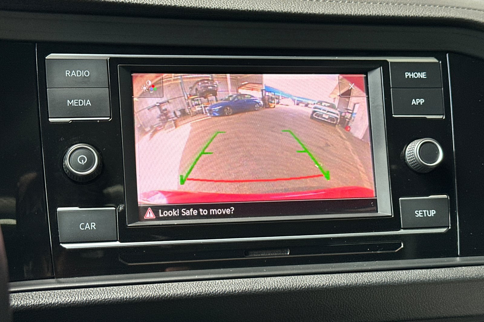 Used 2019 Volkswagen Jetta R-Line FWD image 18