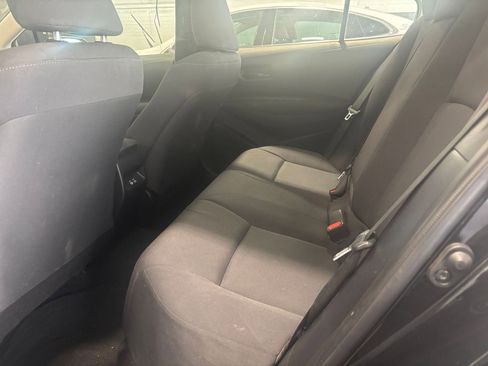 Used 2025 Toyota Corolla LE image 36