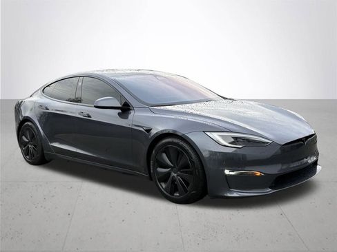 Used 2022 Tesla Model S image 4