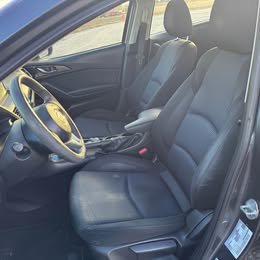 Used 2016 MAZDA MAZDA3 i Sport w/ Preferred Equipment Package FWD image 9