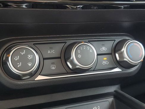 New 2026 Nissan Kicks S image 21