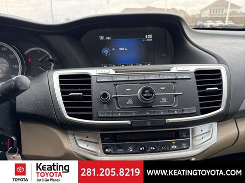 Used 2013 Honda Accord LX image 19