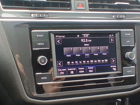 Used 2022 Volkswagen Tiguan S AWD/4WD image 16