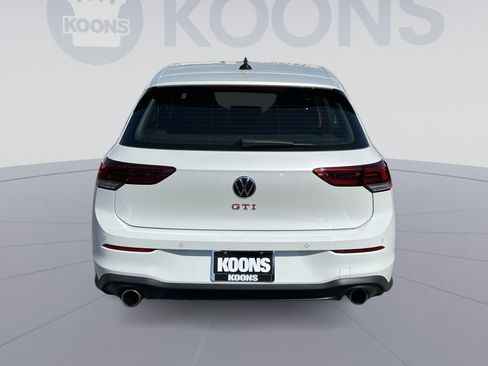 Used 2025 Volkswagen GTI SE FWD image 15