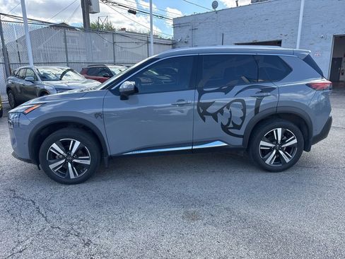 Used 2023 Nissan Rogue SL w/ SL Premium Package image 4