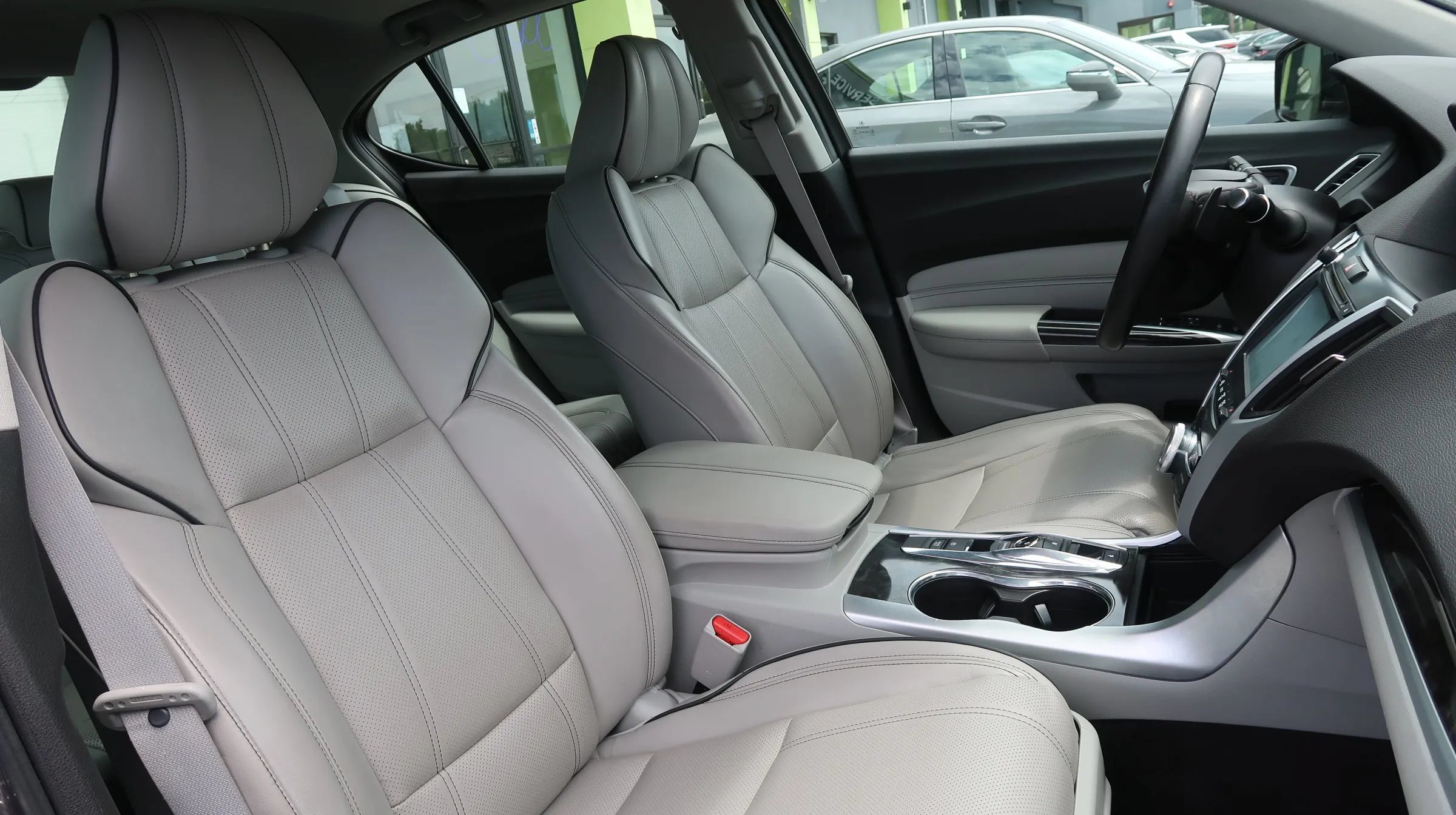 Used 2018 Acura TLX w/ Technology Package FWD image 27