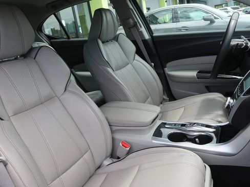 Used 2018 Acura TLX V6 w/ Technology Package FWD image 27