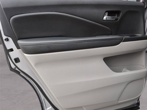 Used 2022 Honda Pilot Special Edition image 30