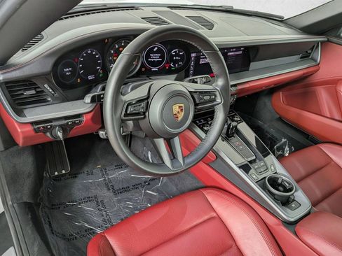 Certified 2020 Porsche 911 Carrera S RWD image 4
