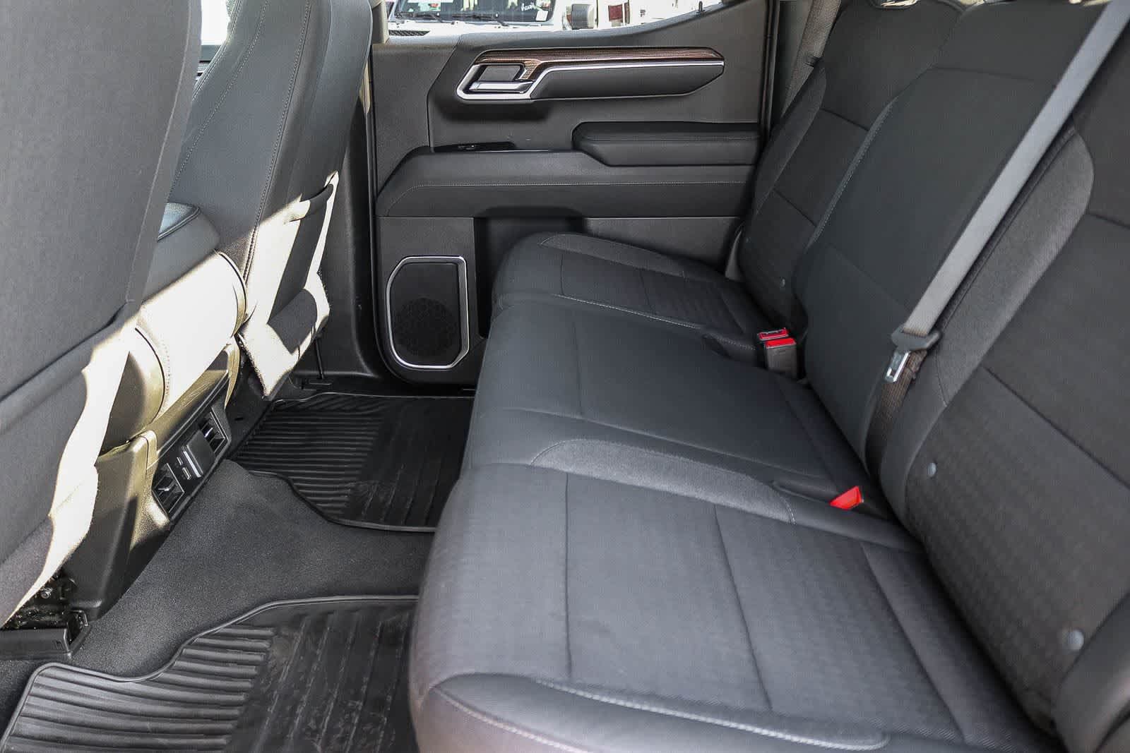 Used 2026 Chevrolet Silverado 1500 RST AWD/4WD image 18