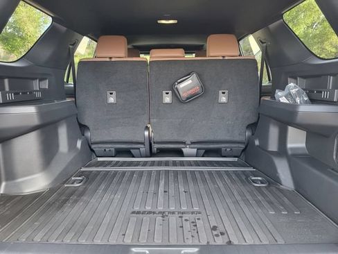 Used 2026 Toyota 4Runner Limited AWD/4WD image 29