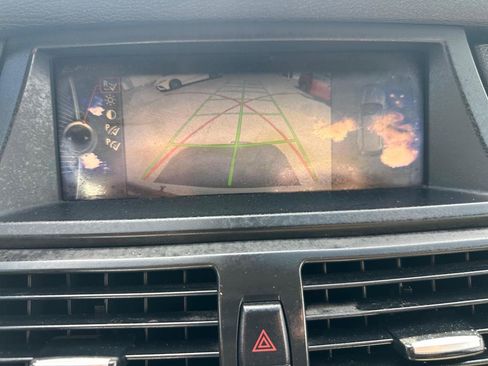 Used 2011 BMW X5 xDrive35i image 17