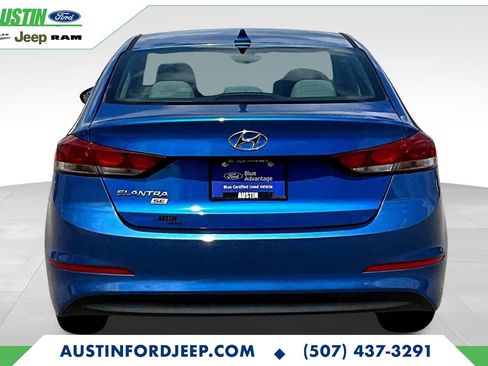 Used 2017 Hyundai Elantra SE image 6