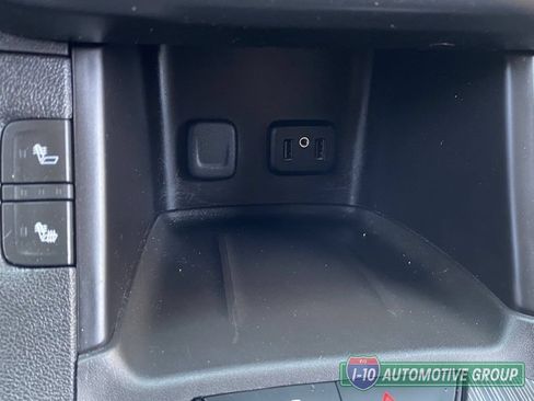 Used 2017 GMC Acadia SLT FWD image 31