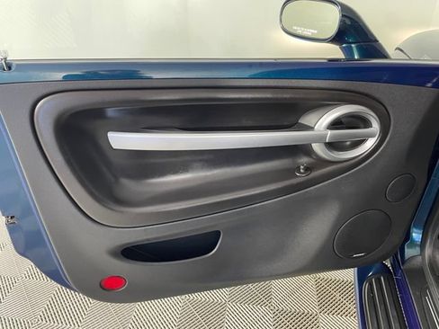 Used 2005 Chevrolet SSR w/ Preferred Equipment Group RWD image 15