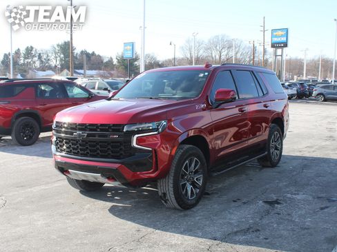 Certified 2024 Chevrolet Tahoe Z71 w/ Luxury Package image 8