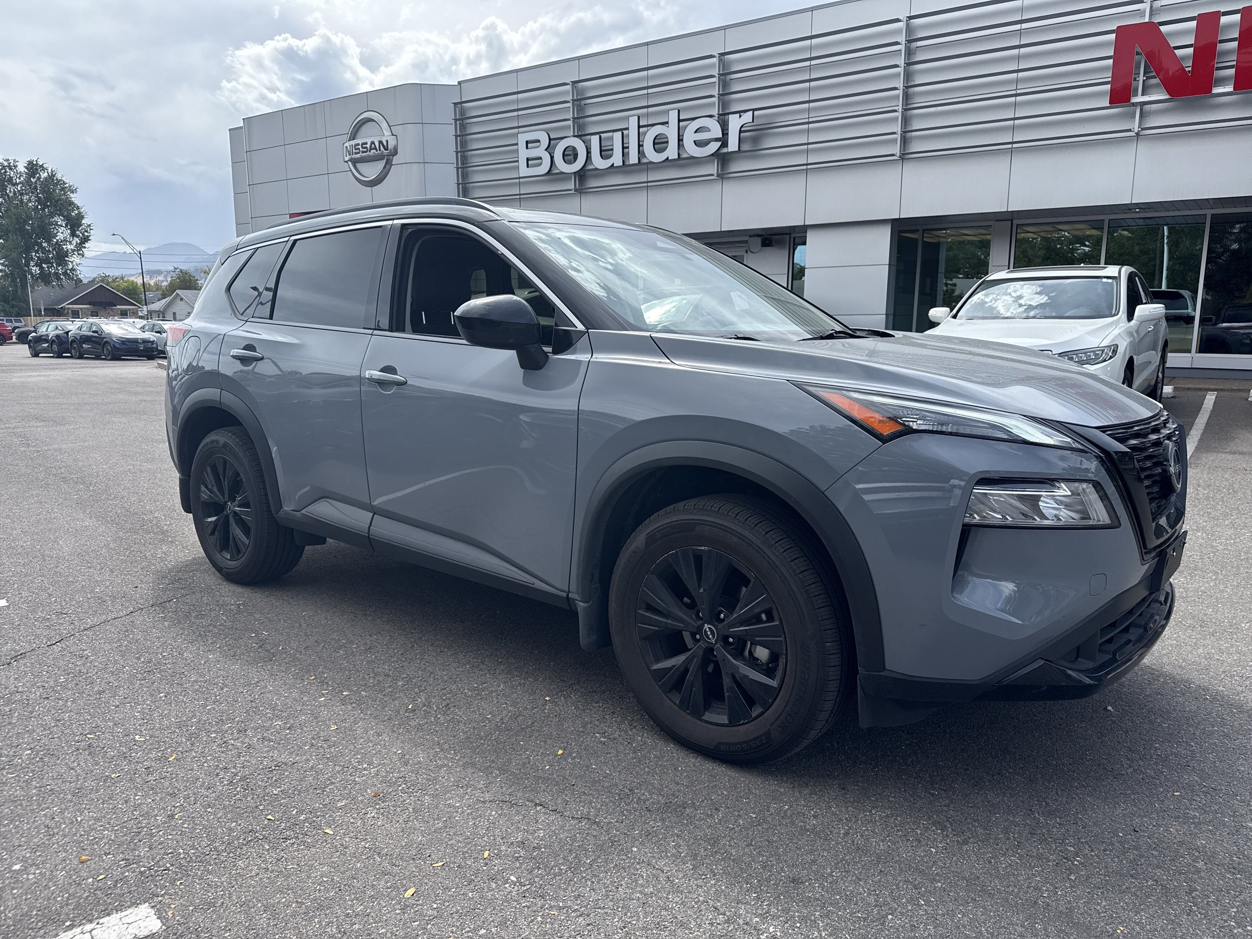 Certified 2023 Nissan Rogue SV w/ SV Premium B Package AWD/4WD image 1