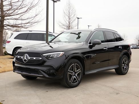New 2026 Mercedes-Benz GLC 300 4MATIC image 3